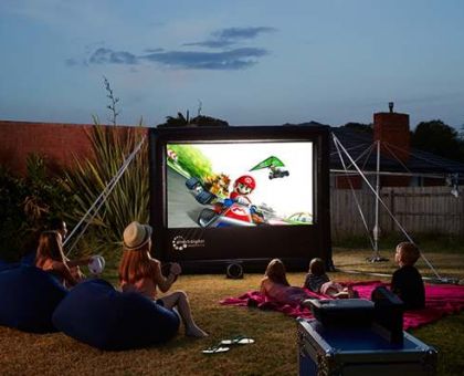Outdoor Movie Hire. A Perfect Match for Photo Booth Businesses